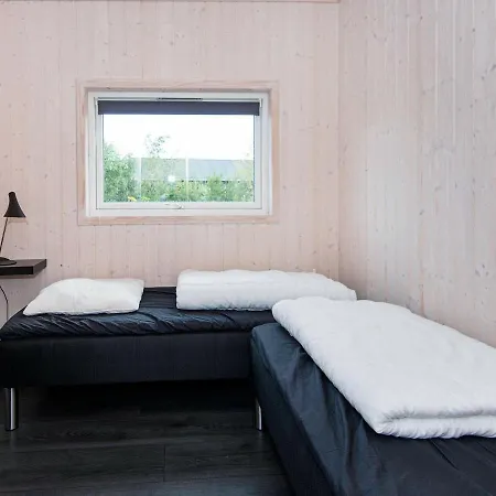 Holiday home 8 Person In Glesborg Fjellerup Strand